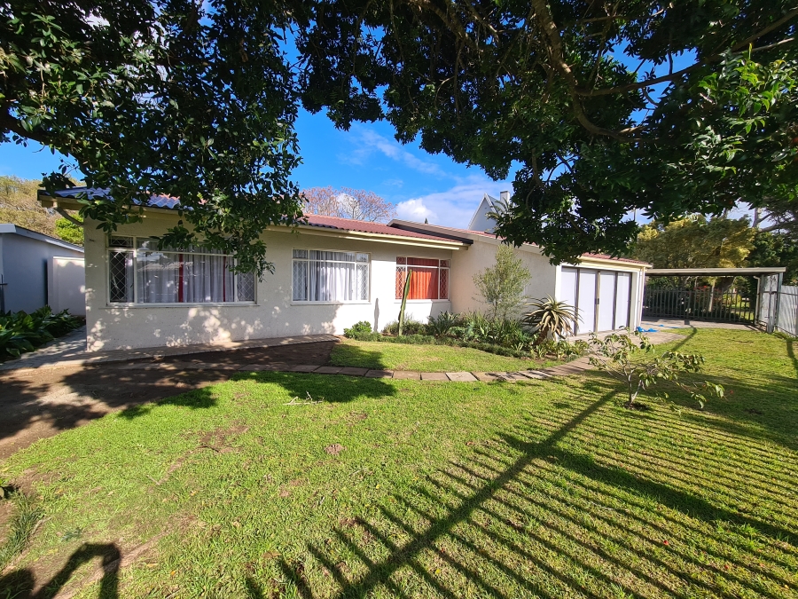 To Let 4 Bedroom Property for Rent in Port Alfred Eastern Cape